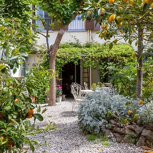 Bed & Breakfast Secret Garden Italy